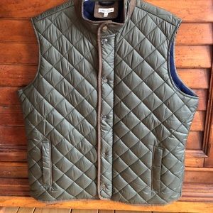Peter Millar quilted olive green vest